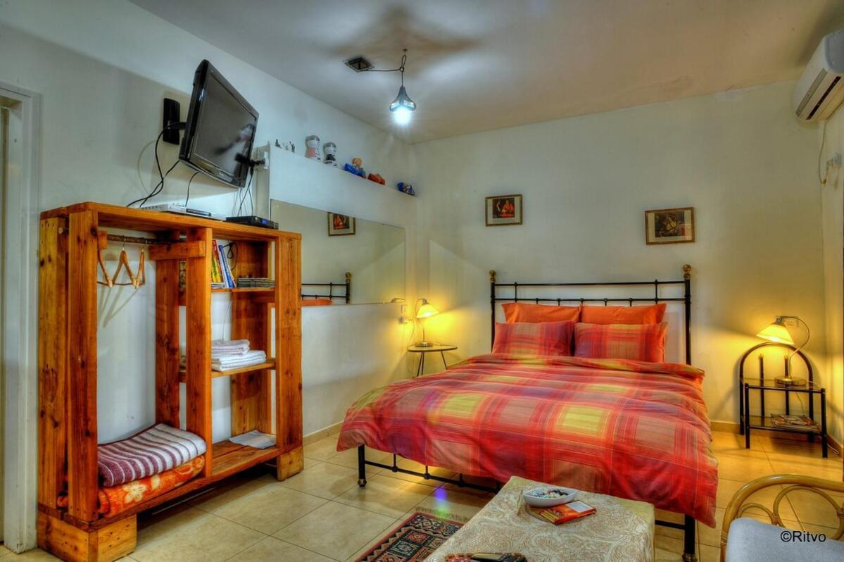 Country Lodging In Manot エクステリア 写真